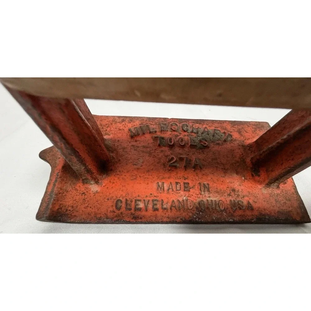 Vintage Miles Craft Tools Cleveland, OH 27A Cement Masonry Edger w/Wood Handle
